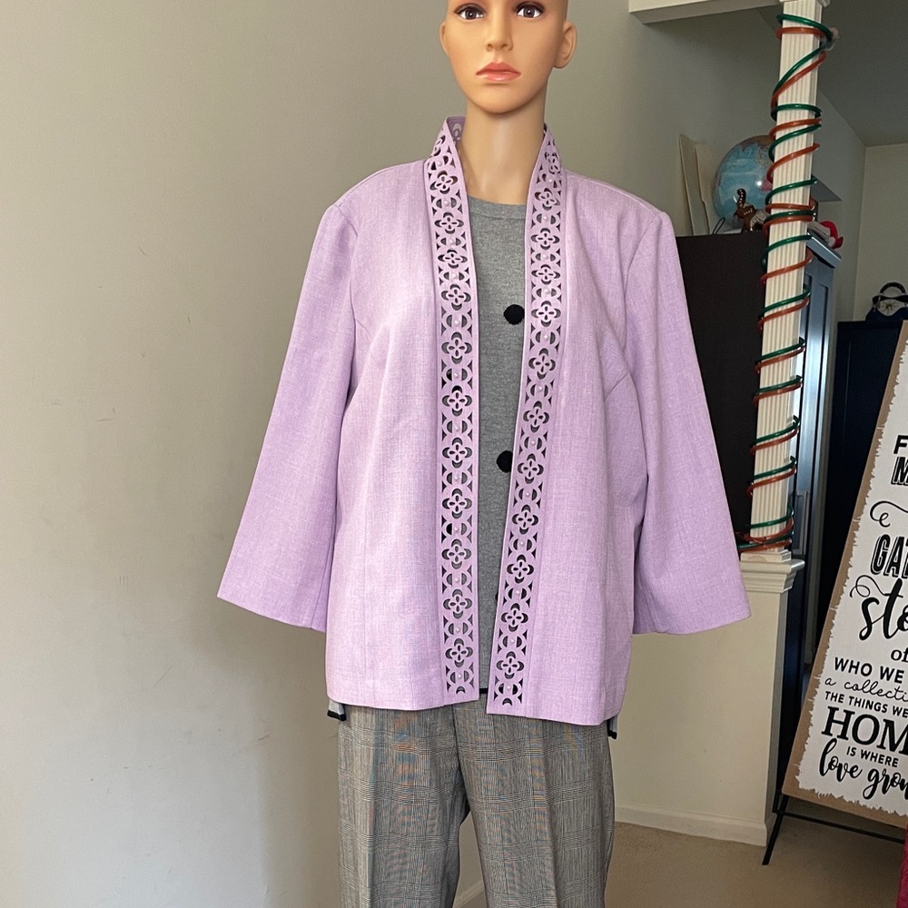CLEARANCE SALE🔥🔥 Lavender Cardigan With Cut-Out Trim Size 16